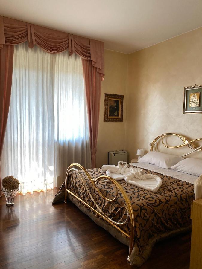 Casa Giovanna Rozzano Eksteriør bilde
